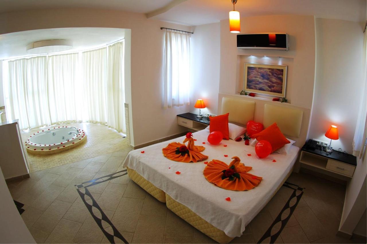 Golden Life Heights Deluxe Suite Hotel - Adult Only Oludeniz Bagian luar foto